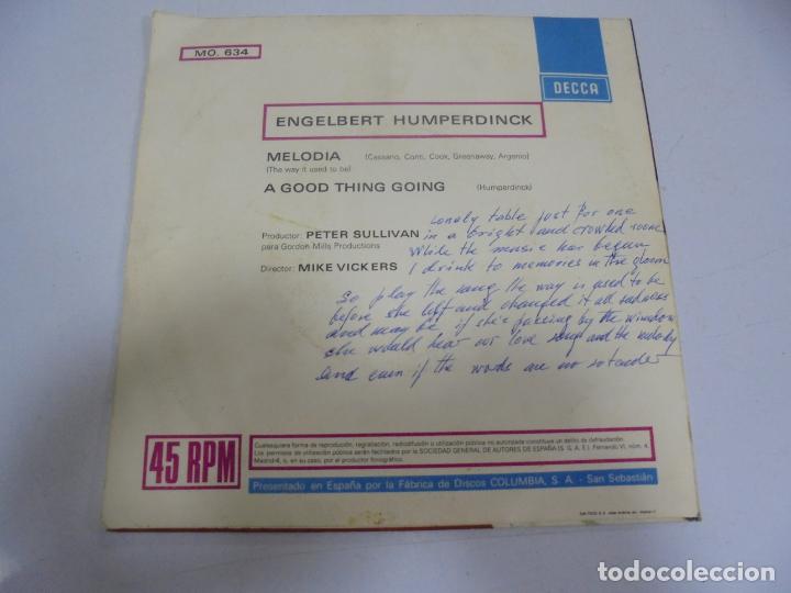 Discos de vinilo: SINGLE. ENGELBERT HUMPERDINCK. MELODIA / A GOOD THING GOING. 1969. DECCA - Foto 2