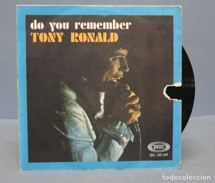 Discos de vinilo: SINGLE. DO YOU REMEMBER. TONY RONALD - Foto 1