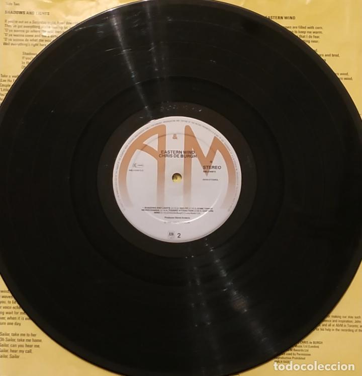 Discos de vinilo: LP CHRIS DE BURGH - EASTERN WIND - A & M 1980 - Foto 5
