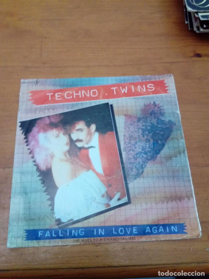 Discos de vinilo: TECHNO. TWINS. FALLING IN LOVE AGAIN. MRV - Foto 1