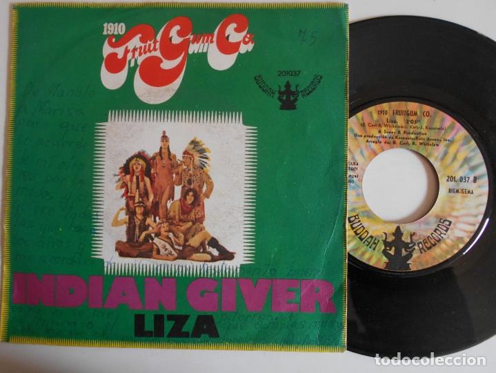 Discos de vinilo: 1910 FRUITGUM CO.-SINGLE INDIAN GIVER - Foto 1