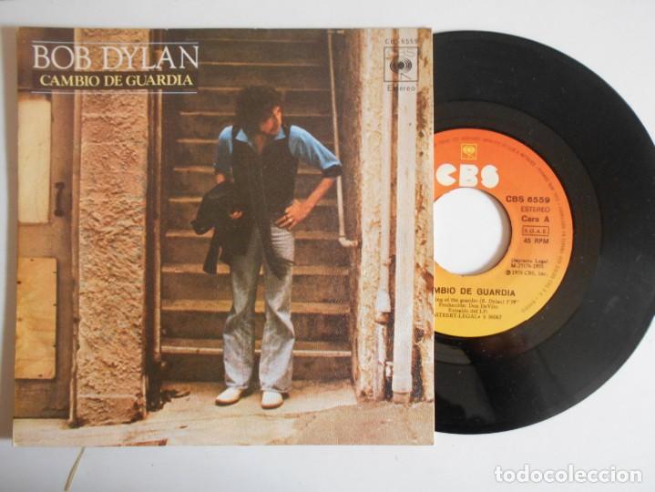 Discos de vinilo: BOB DYLAN-SINGLE CAMBIO DE GUARDIA-NUEVO - Foto 1