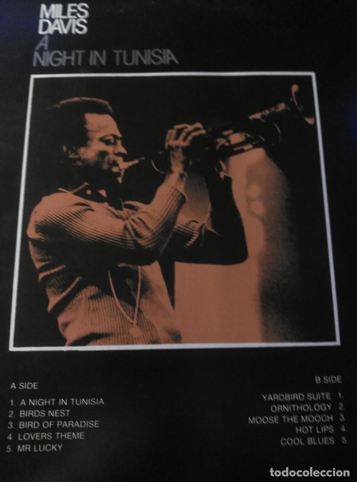 Discos de vinilo: Miles Davis, A Night in Tunisia, 1985 - Foto 3