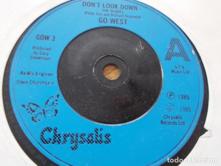 Discos de vinilo: GO WEST. DON&acute;T LOOK DOWN. INNOCENCE. - Foto 2