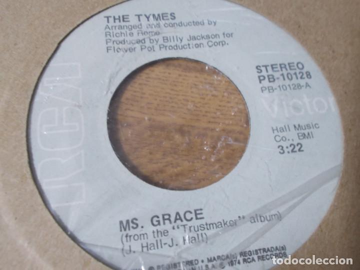 Discos de vinilo: THE TYMES. MS. GRACE. THE CRUTCH. - Foto 2