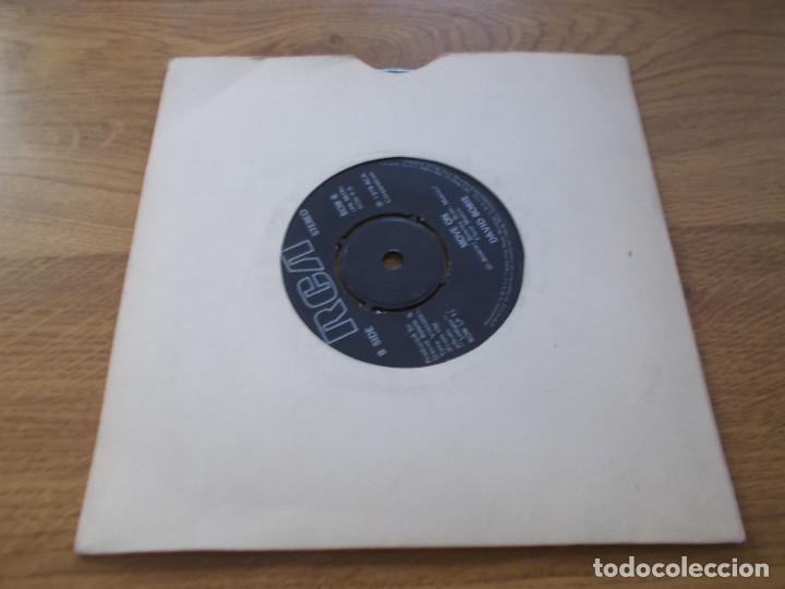 Discos de vinilo: DAVID BOWIE. ASHES TO ASHES. - Foto 1