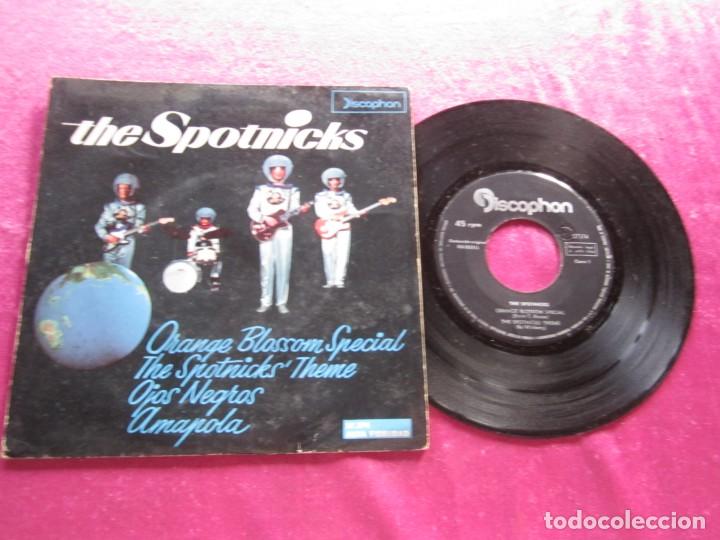 Discos de vinilo: THE SPOTNICKS - ORANGE BLOSSOM SPECIAL SINGLE - Foto 3