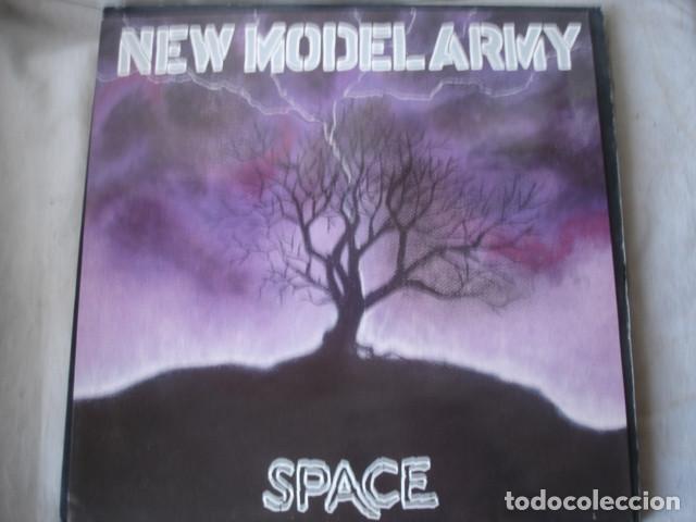 Discos de vinilo: New Model Army   Space - Foto 1