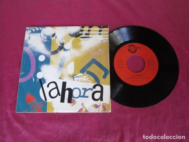 Discos de vinilo: LA HORA - DESPERTAR SIEMPRE IGUAL SINGLE - Foto 1