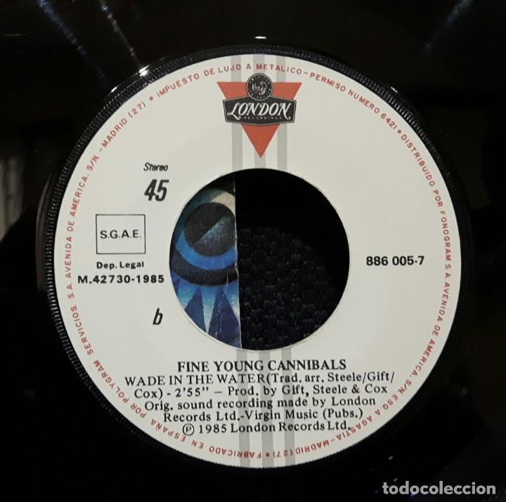 Discos de vinilo: FINE YOUNG CANNIBALS - BLUE - SINGLE - 1985 - Foto 6