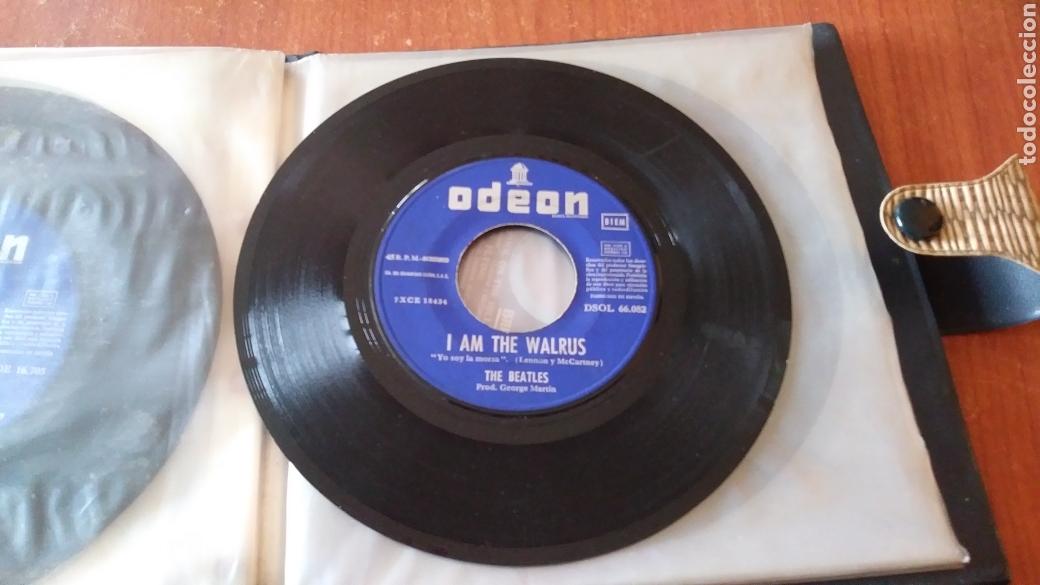 Discos de vinilo: The Beatles. Single. I am the Walrus. ODEON.1967 - Foto 1