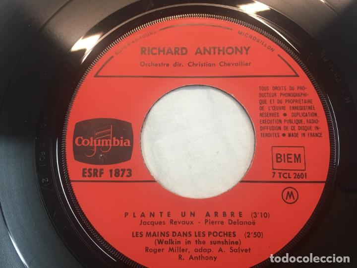 Discos de vinilo: RICHARD ANTHONY SINGLE ORIGINAL A&Ntilde;OS 60/70. RAD75 - Foto 2