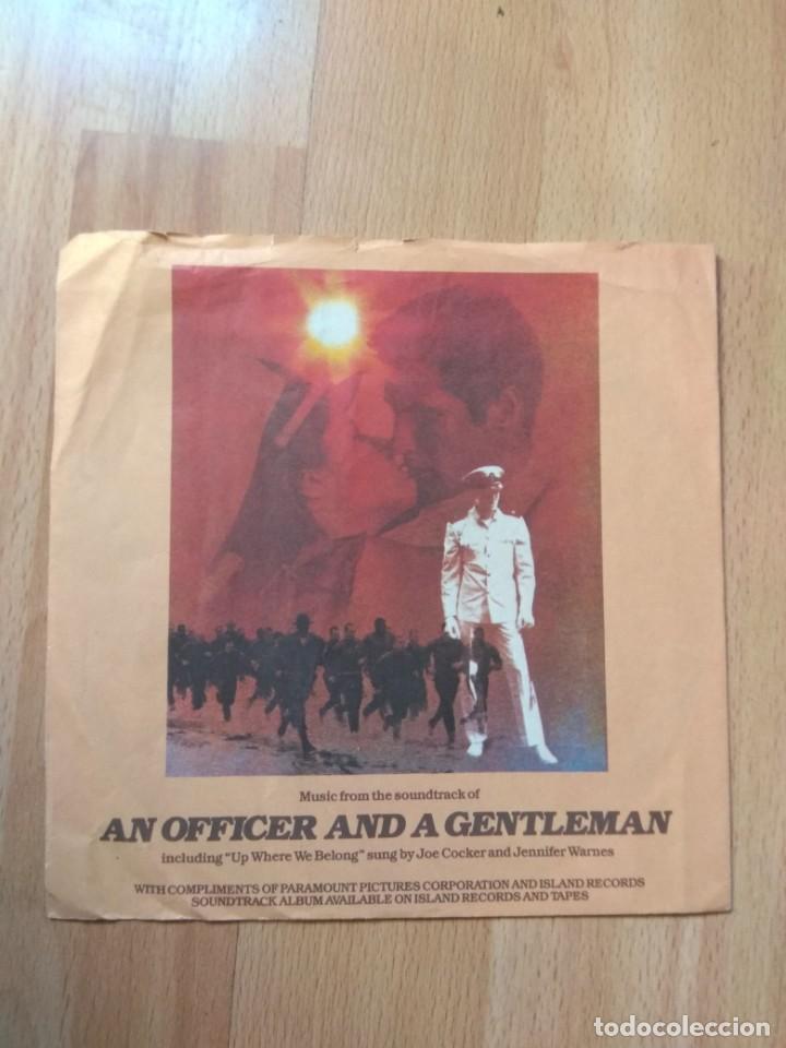 Disques de vinyle: an officer and a gentleman es de plastico