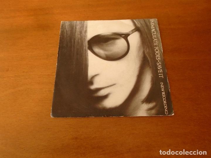 Discos de vinilo: SINGLE VINILO. IMMACULATE FOOLS. SAVE IT - Foto 1