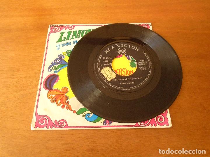 Discos de vinilo: SINGLE VINILO. HENRY STEPHEN. LIM&Oacute;N LIMONERO. - Foto 2