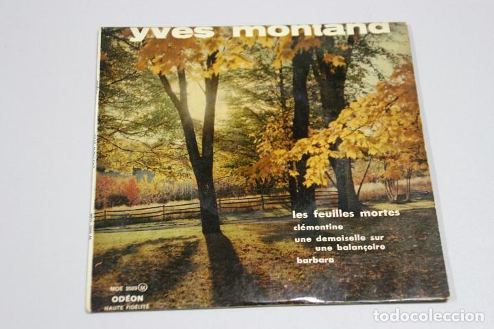 Discos de vinilo: YVES MONTAND. LES FEUILLES MORTES. SINGLE - Foto 1