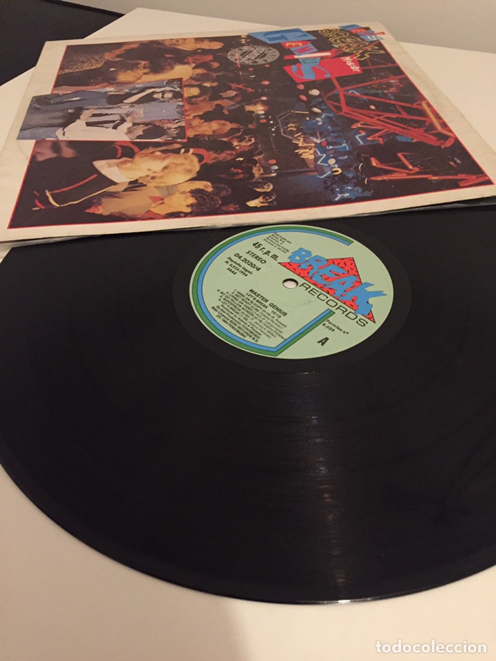 Discos de vinilo: MASTER GENIUS-LET&rsquo;S BREAK-SUPERSINGLE 1984 - Foto 2