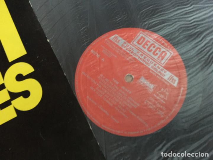 Discos de vinilo: TOM JONES LP ESPA&Ntilde;A 1970 (B-49) - Foto 2
