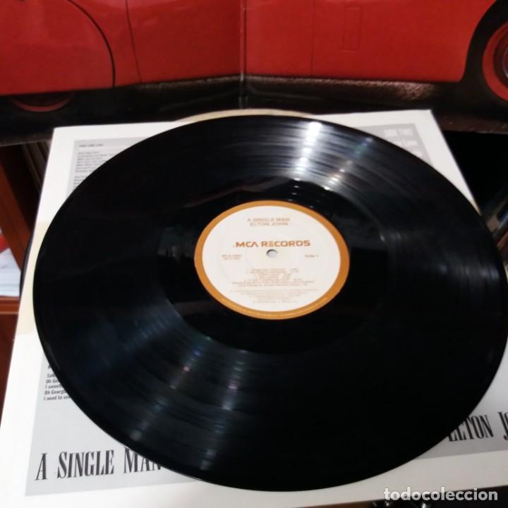 Discos de vinilo: ELTON JHON - A SINGLE MAN - Foto 4