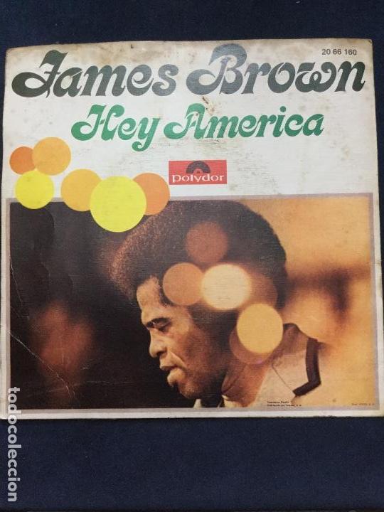 Discos de vinilo: JAMES BROWN SINGLE HEY AMERICA - Foto 2