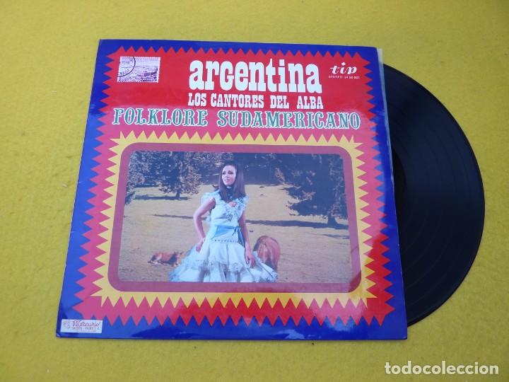 Vinyl records: LP LOS CANTORES DEL ALBA - Argentina - Folklore Sudamericano - TIP 24 98 001 - SPAIN (EX/EX) &ccedil;