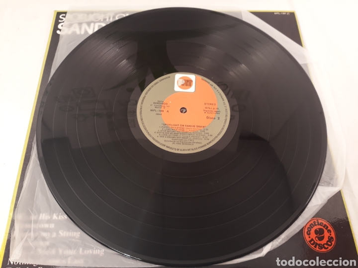 Discos de vinilo: Spotlight on.Sandie Shaw.Doble lp.1985. - Foto 5