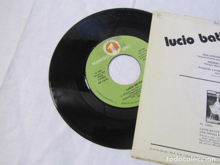 Discos de vinilo: 3 singles de vinilo de Lucio Battisti - Foto 4