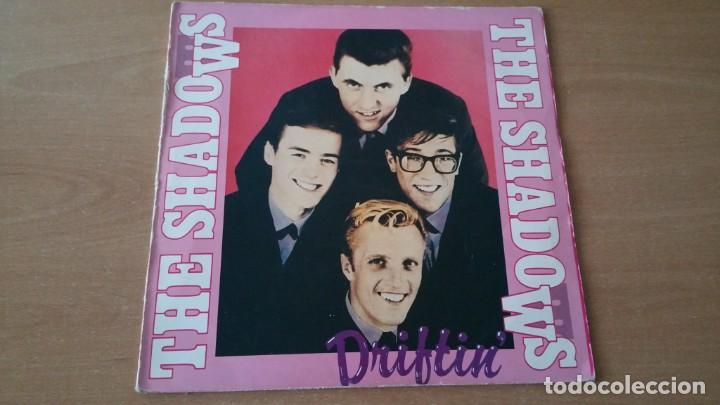 Discos de vinilo: LP THE SHADOWS DRIFTIN A&Ntilde;O 1987 MADE IN EEC - Foto 1