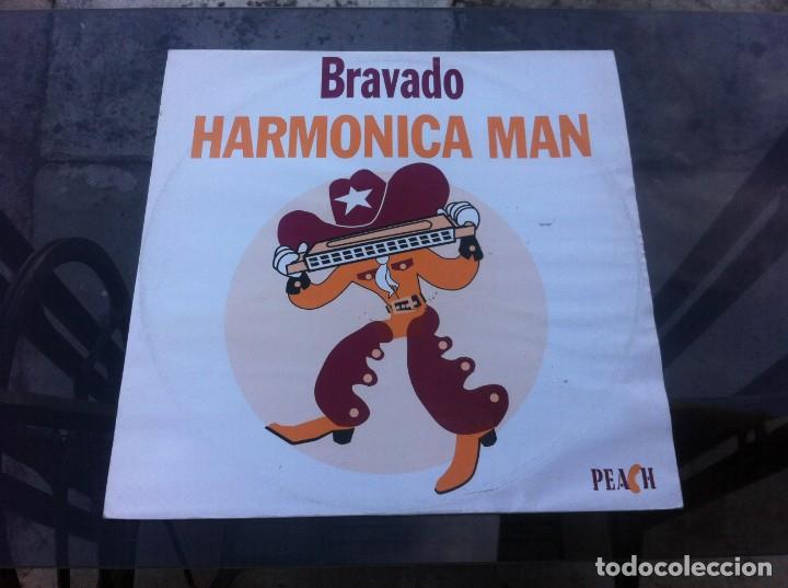 Discos de vinilo: MAXI SINGLE.  BRAVADO. HARMONICA MAN. 1994, PEACH RECORDS - Foto 1