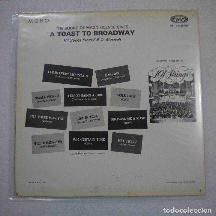 Discos de vinilo: 101 STRINGS - A TOAST TO BROADWAY - LP 1967 - Foto 2
