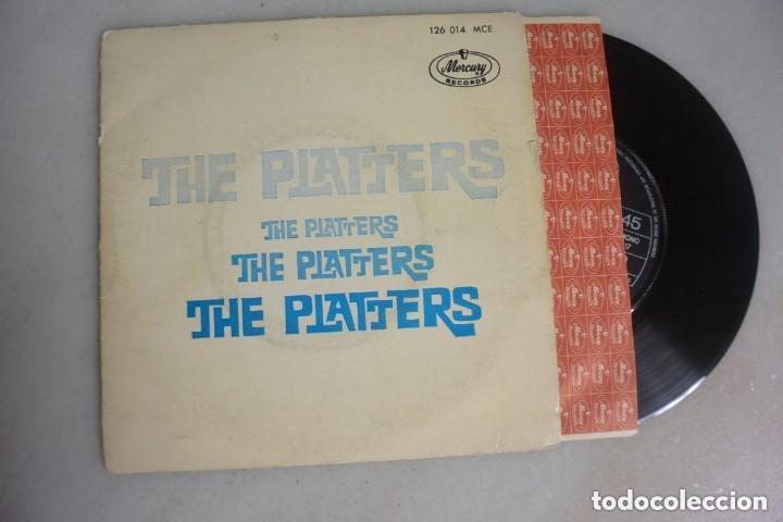 Discos de vinilo: DISCO SINGLE THE PLATTERS. VAMOS A ENAMORARNOS - Foto 1