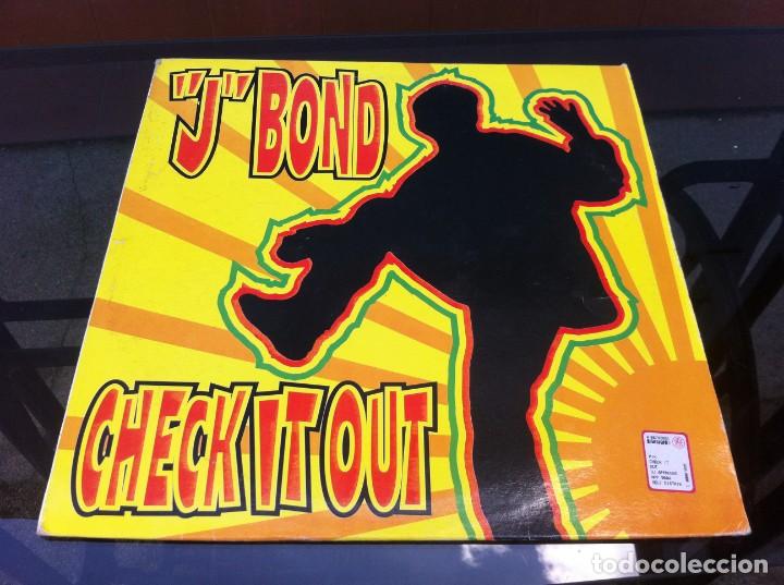 Discos de vinilo: MAXI SINGLE.  J BOND.  CHECK IT OUT. 1996, ITALY - Foto 1