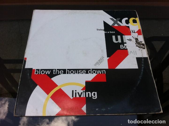 Dischi in vinile: MAXI SINGLE. LIVING IN A BOX.  BLOW THE HOUSE DOWN. 1989, ESPA&Ntilde;A