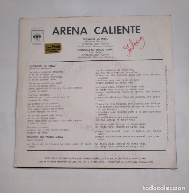 Discos de vinilo: ARENA CALIENTE. CORAZON DE HIELO. SINGLE. TDKDS13 - Foto 2