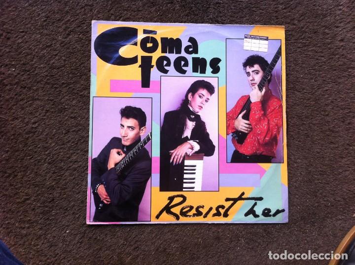 Discos de vinilo: MAXI SINGLE.  COMATEENS.  RESIST HER. 1984, UK - Foto 1