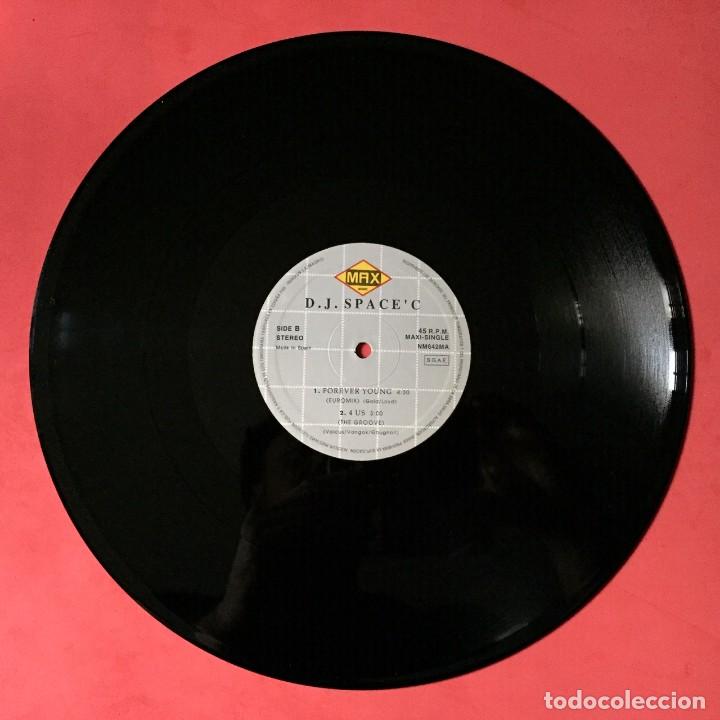 Discos de vinilo: DJ SpaceC &lrm;&ndash; Forever Young - Foto 1