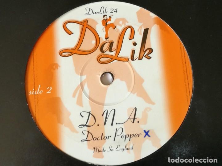 Discos de vinilo: D.N.A - The Clock / Doctor Pepper - Foto 2