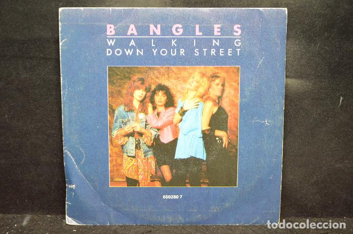 Discos de vinilo: BANGLES - WALKING DOWN YOUR STREET / RETURN POST - SINGLE - Foto 1