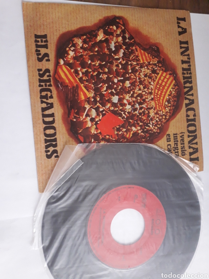 Discos de vinilo: La Internacional y Els Segadors. Singles - Foto 3