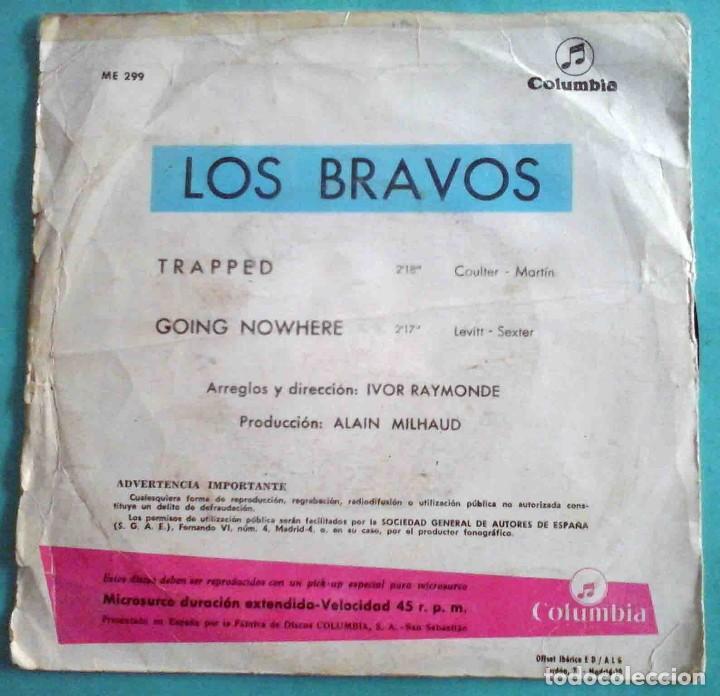 Discos de vinilo: Los Bravos - Trapped / Going Nowhere - Columbia 1967 - Foto 2