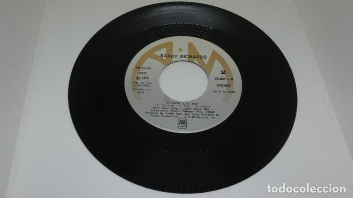 Discos de vinilo: DISCO SINGLE VINILO . BARRY RICHARDS . COME FILL YOUR CUP AGAIN . - Foto 4