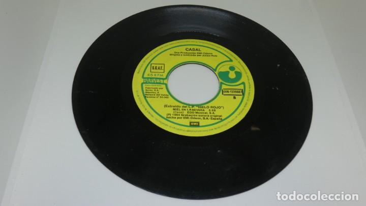 Discos de vinilo: DISCO SINGLE VINILO . CASAL . TEATRO D LA OSCURIDAD . - Foto 3