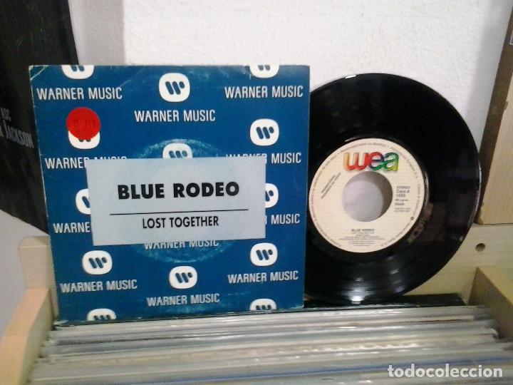 Discos de vinilo: LMV - Blue rodeo. Lost together. WEA 1992 - Foto 1