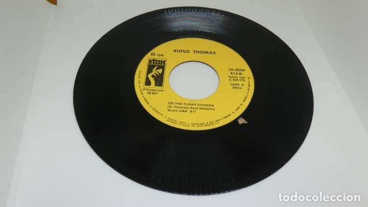 Discos de vinilo: DISCO SINGLE VINILO DO THE FUNKY CHICKEN . RUFUS THOMAS - Foto 4