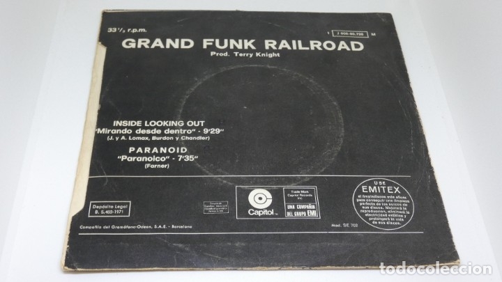 Discos de vinilo: DISCO SINGLE VINILO . GRAND FUNK . INSIDE LOOKING OUT . PARANOID . - Foto 2