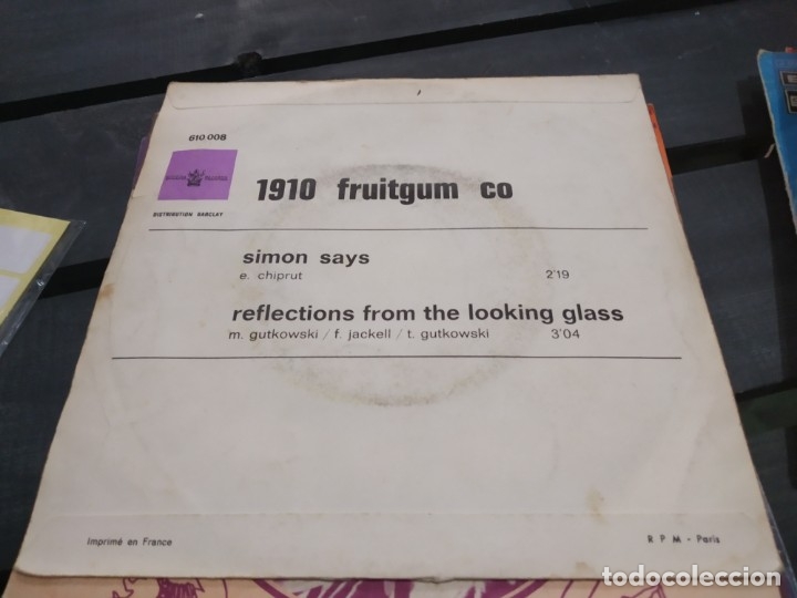 Discos de vinilo: Single 1910 fruitgum co. Sim&oacute;n says - Foto 2