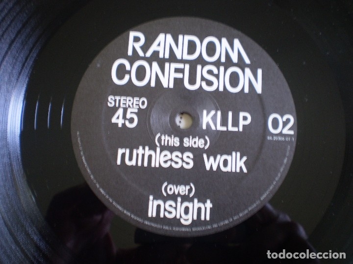 Discos de vinilo: MAXI 12 PULGADAS. RANDOM CONFUSION. RUTHLESS WALK - Foto 2