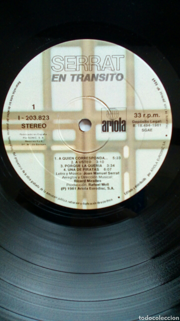Discos de vinilo: Serrat - En transito, Ariola, 1981. Spain. - Foto 6