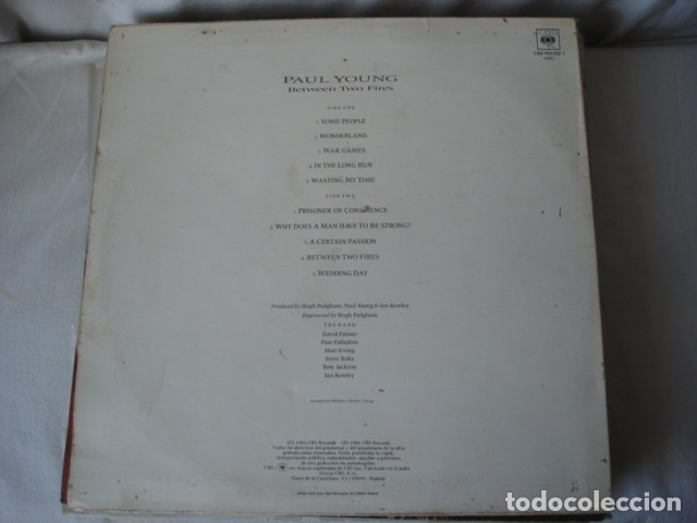 Discos de vinilo: Paul Young   Between Two Fires - Foto 2