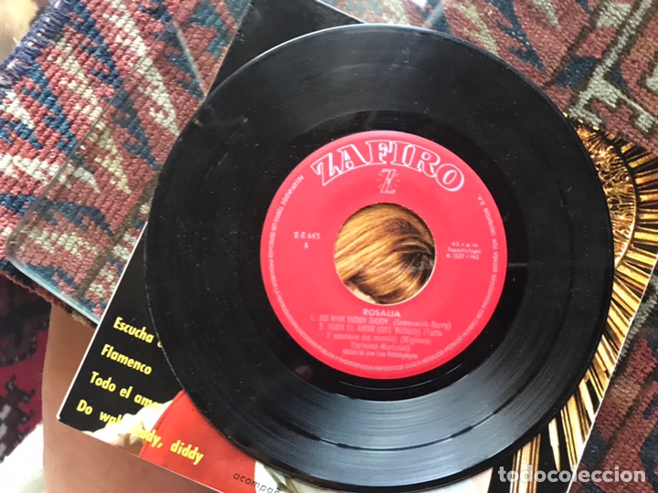 Discos de vinilo: Rosal&iacute;a. Escuche este disco - Foto 4